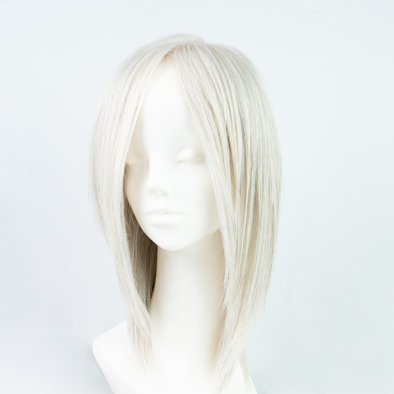 シルバーヘアの特注オーダーWIG